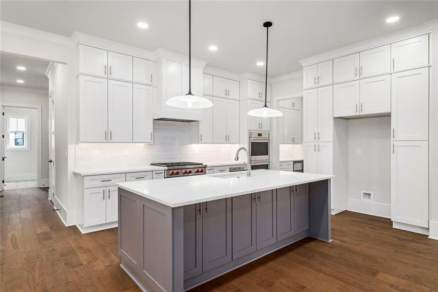 Furnished interior view inside a new home in , Atlanta (Image 10).