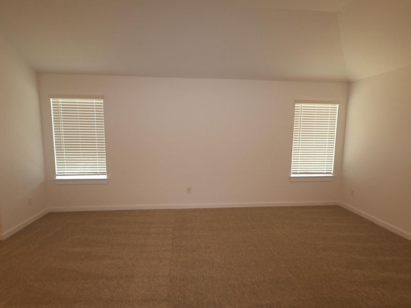 Spacious, unfurnished interior of a new home in Indian Springs, Crosby (Image 28).