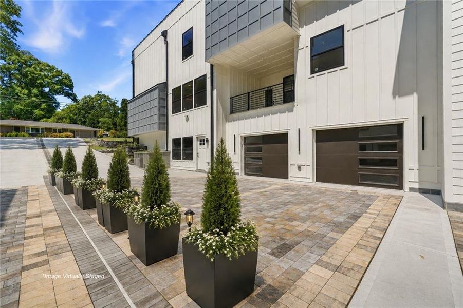 Exterior details and patio area of a home in , Roswell (Image 36).
