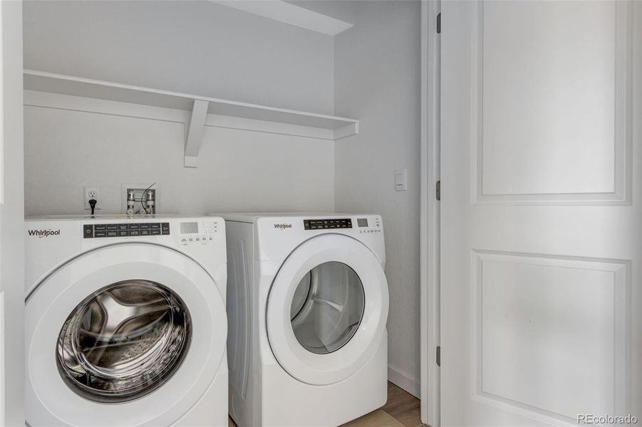 Close-up of interior finishes inside a home in Vista Meadows, Fort Lupton (Image 13).