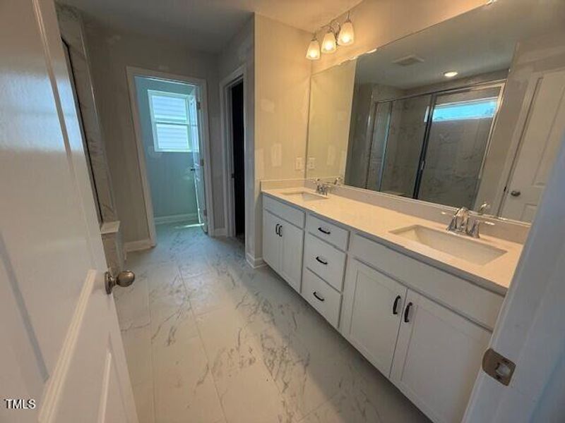 Furnished interior view inside a new home in Gregory Village, Lillington (Image 69).