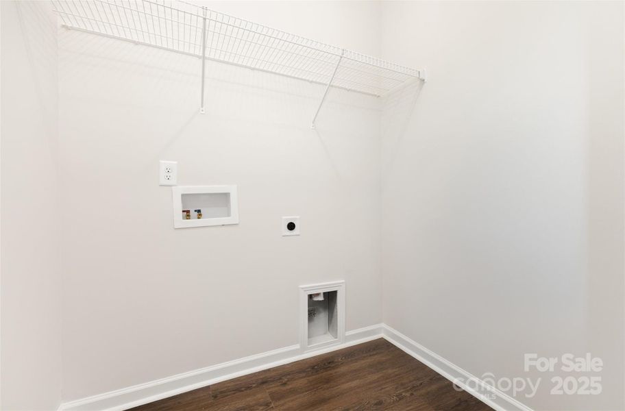 Spacious, unfurnished interior of a new home in , Charlotte (Image 22).