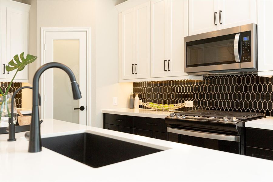 Close-up of interior finishes inside a home in , Conroe (Image 18).