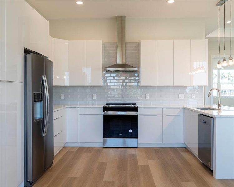 Furnished interior view inside a new home in , Hudson (Image 7).