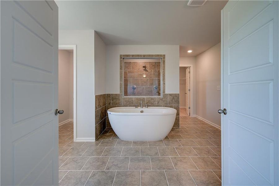 Furnished interior view inside a new home in Grandview at Millers Mill, Stockbridge (Image 7). Furnished interior view inside a new home in Grandview at Millers Mill, Stockbridge (Image 7).
