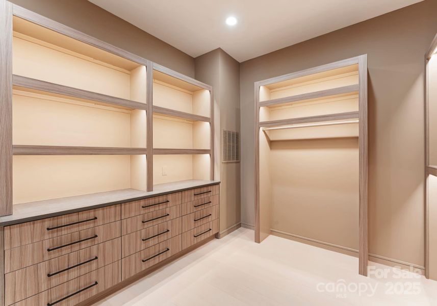 Image 34 of a home in .