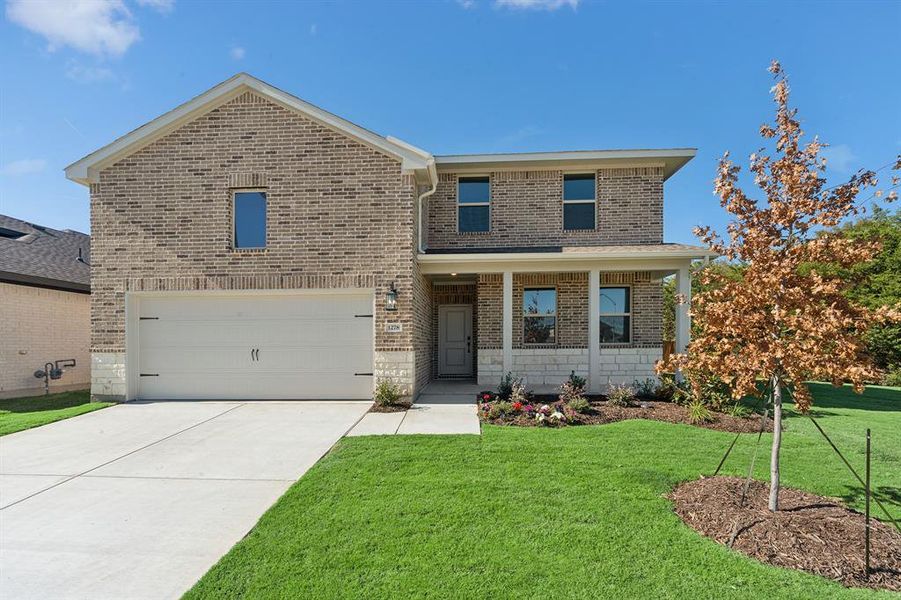Exterior details and patio area of a home in Caldwell Lakes, Dallas (Image 22). Exterior details and patio area of a home in Caldwell Lakes, Dallas (Image 22).