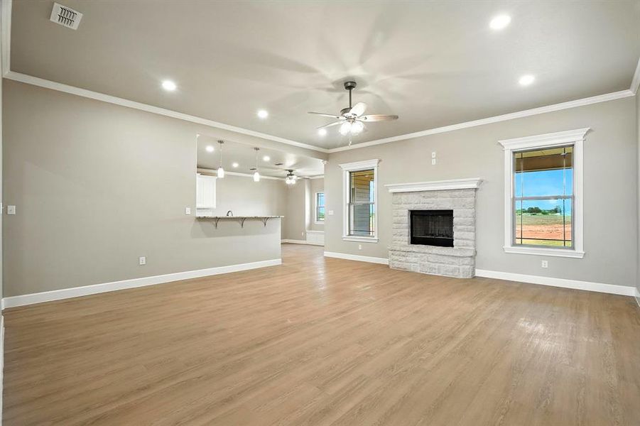 Spacious, unfurnished interior of a new home in , Abilene (Image 15).