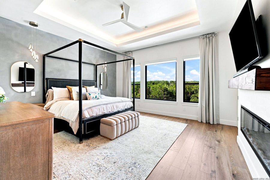 Furnished interior view inside a new home in , Boerne (Image 5).