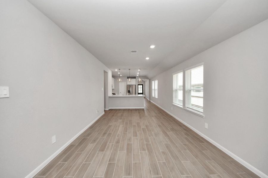 Spacious, unfurnished interior of a new home in Montgomery Ridge: Landmark Collection, Montgomery (Image 24). Spacious, unfurnished interior of a new home in Montgomery Ridge: Landmark Collection, Montgomery (Image 24).