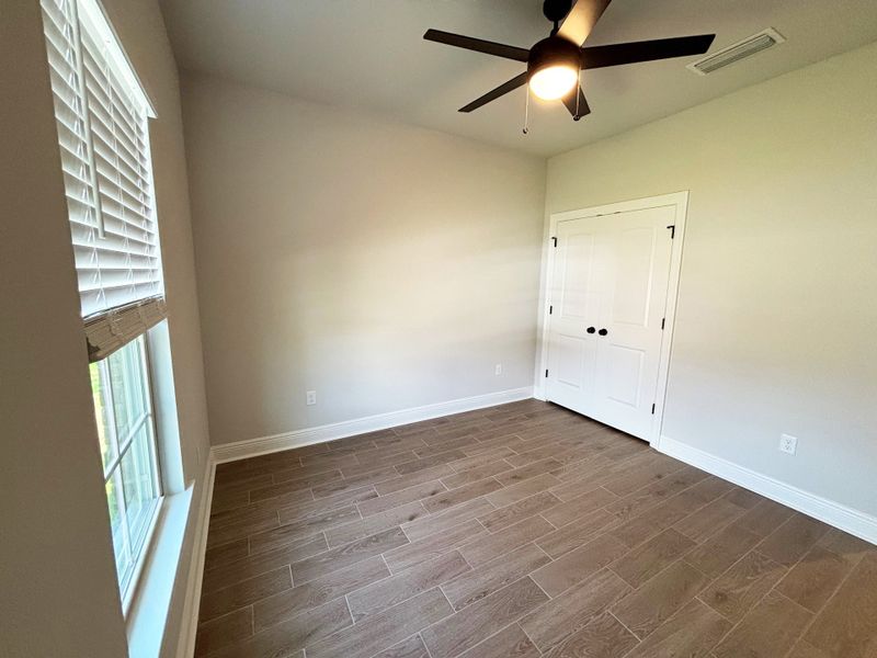 Spacious, unfurnished interior of a new home in Sentinel Ridge, Pace (Image 16). Spacious, unfurnished interior of a new home in Sentinel Ridge, Pace (Image 16).