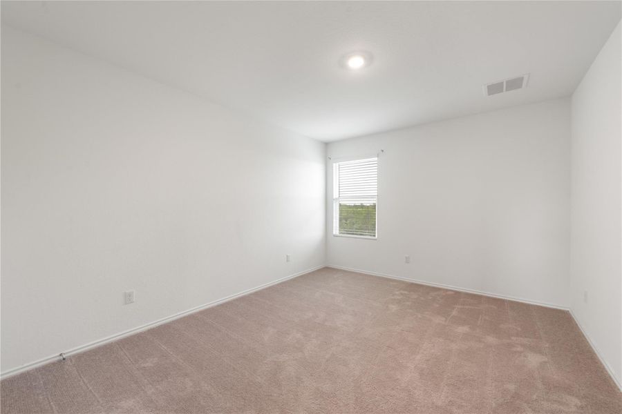 Spacious, unfurnished interior of a new home in Plum Creek North, Kyle (Image 27). Spacious, unfurnished interior of a new home in Plum Creek North, Kyle (Image 27).