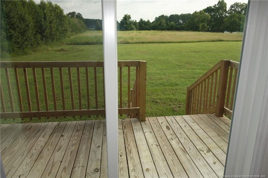 Deck, spacious backyard