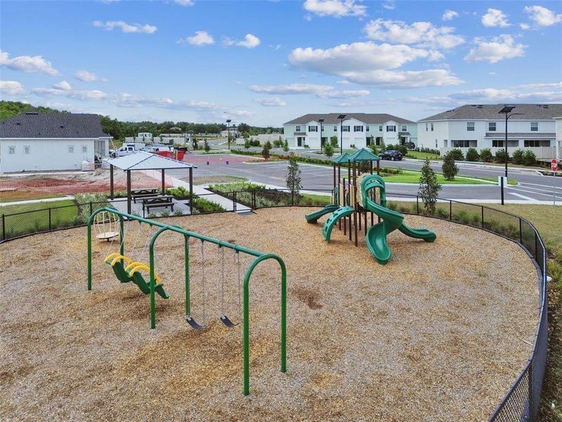 Community amenities in , Land O' Lakes (Image 48).