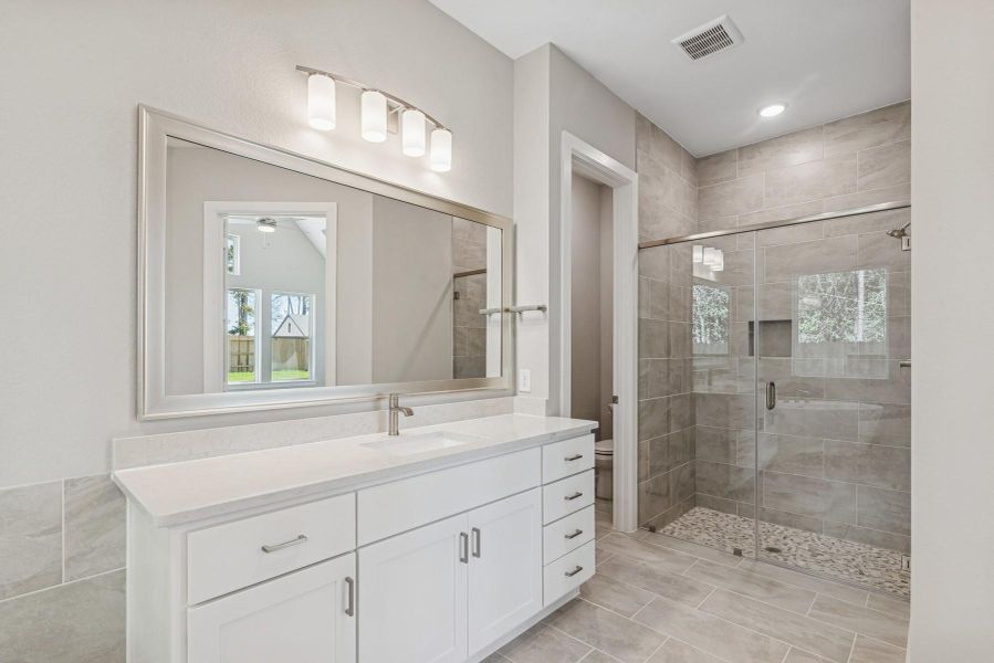 Furnished interior view inside a new home in ARTAVIA 65' Homesites, Conroe (Image 17).