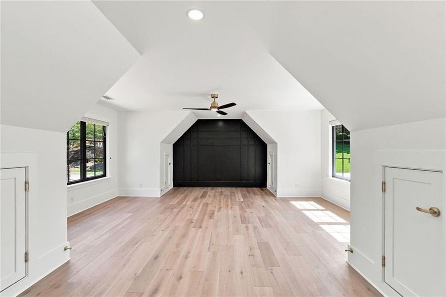 Spacious, unfurnished interior of a new home in , Alpharetta (Image 131).