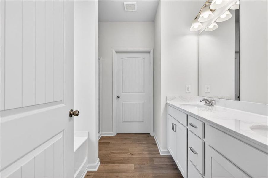 Furnished interior view inside a new home in Evergreen at Lakeside, Temple (Image 9).