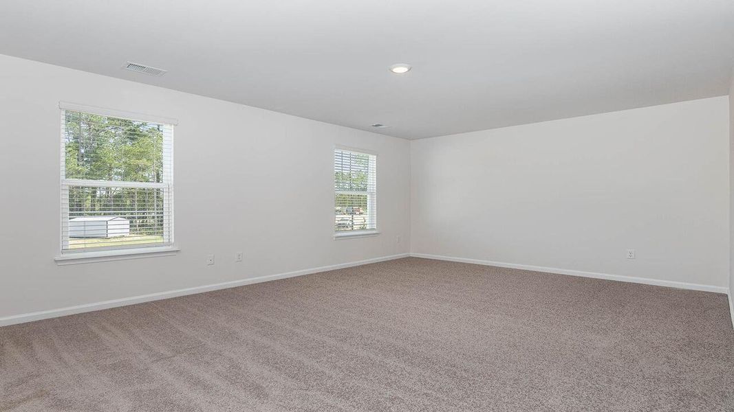 Spacious, unfurnished interior of a new home in The Ranch, Holly Hill (Image 18).