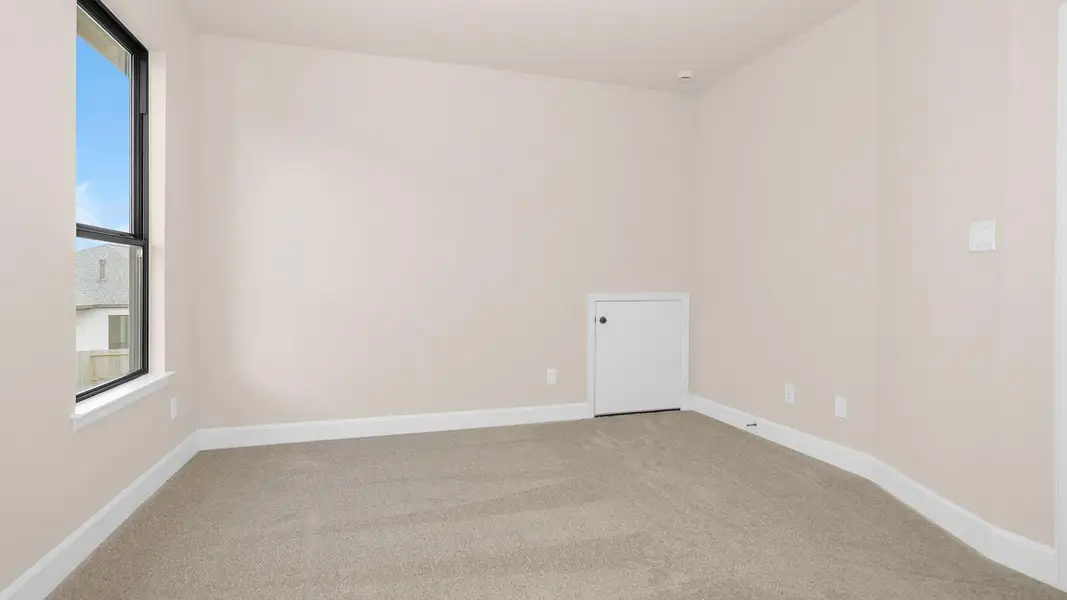 Spacious, unfurnished interior of a new home in Sienna, Missouri City (Image 17). Spacious, unfurnished interior of a new home in Sienna, Missouri City (Image 17).