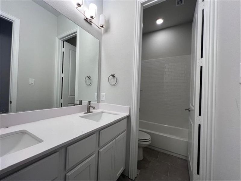 secondary bathroom