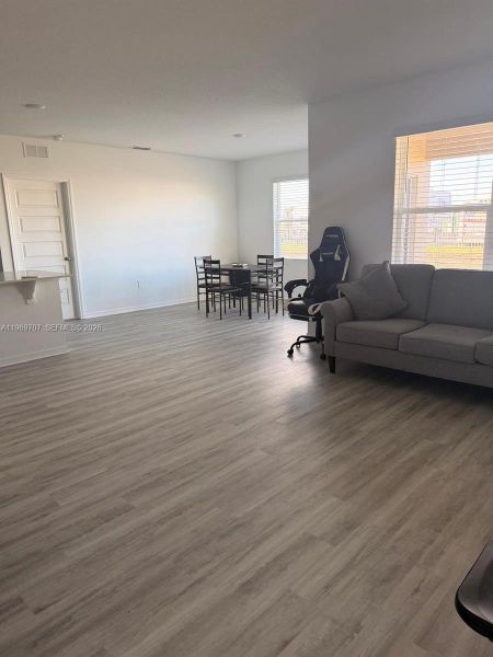 Furnished interior view inside a new home in , Lake Wales (Image 10).
