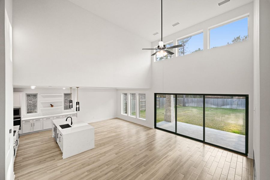 Spacious, unfurnished interior of a new home in Woodforest – 60', Montgomery (Image 42). Spacious, unfurnished interior of a new home in Woodforest – 60', Montgomery (Image 42).