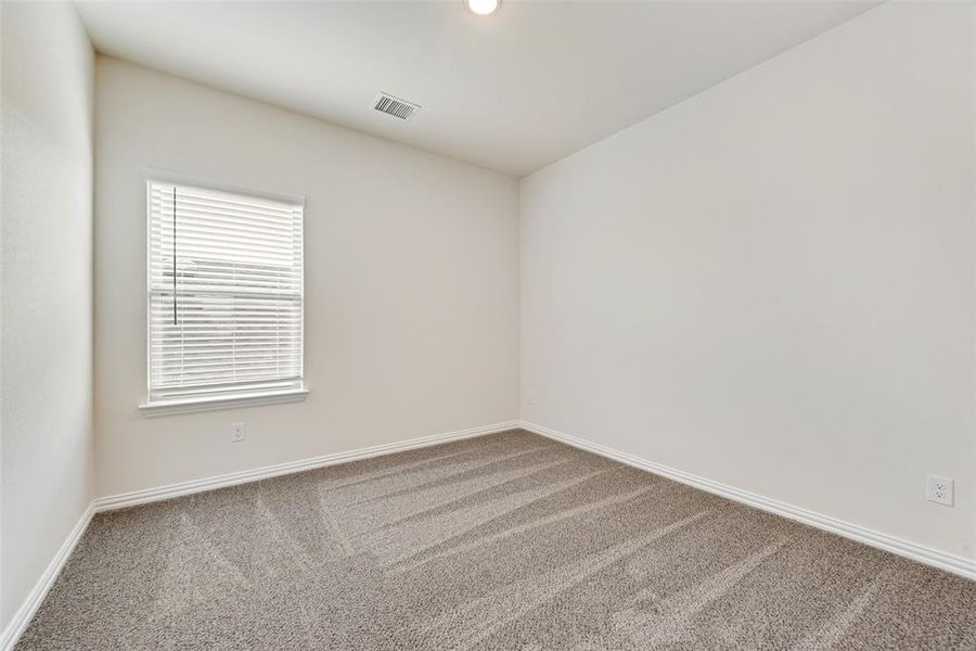 Spacious, unfurnished interior of a new home in Walden Pond, Forney (Image 13).