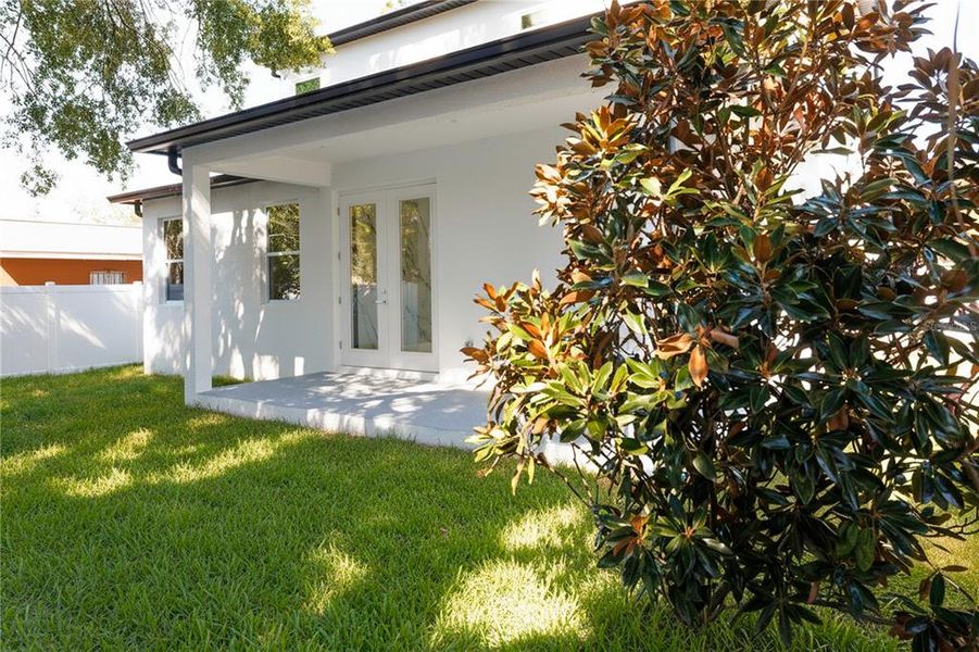 Exterior details and patio area of a home in , Tampa (Image 26).