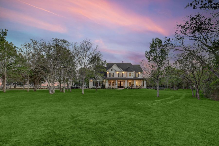 Exterior details and patio area of a home in , Richmond (Image 22).