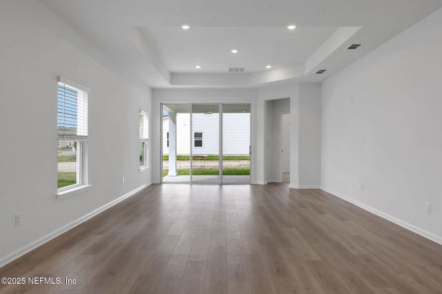 Spacious, unfurnished interior of a new home in Brook Forest, St. Augustine (Image 28).