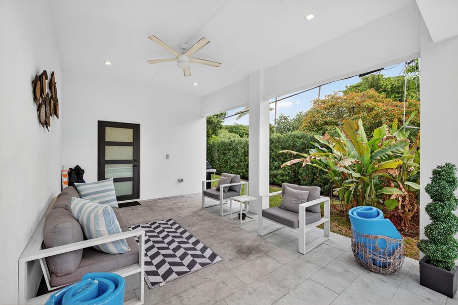 Community amenities in , Oakland Park (Image 40). Community amenities in , Oakland Park (Image 40).