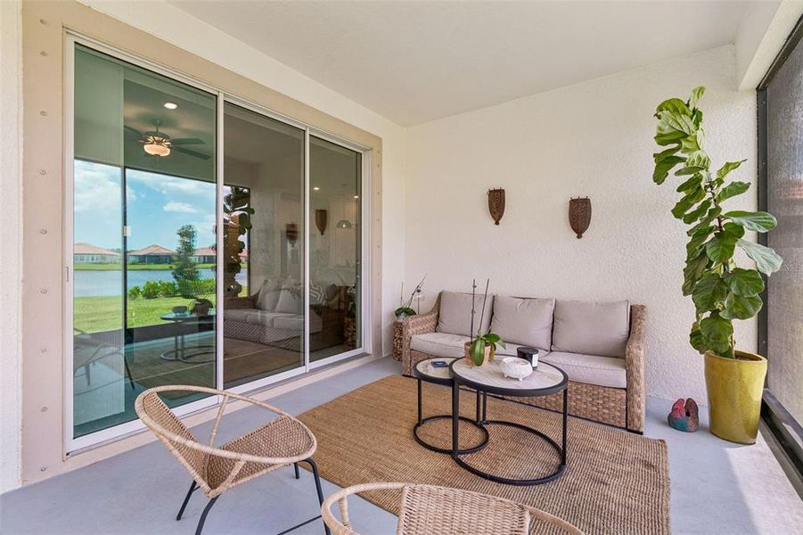 Exterior details and patio area of a home in , Wimauma (Image 24).