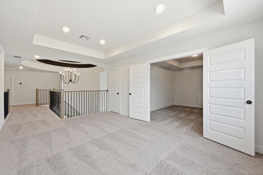 Spacious, unfurnished interior of a new home in Provence, Austin (Image 31).