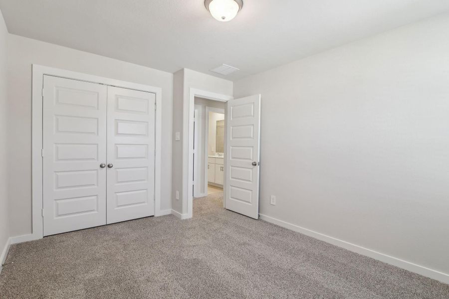 Spacious, unfurnished interior of a new home in Landing Meadows - Premier Series, New Caney (Image 28).