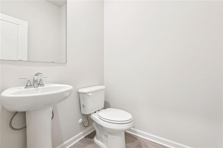 Image 50 of a home in Ivey Township.