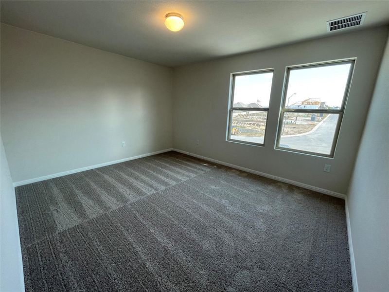 Spacious, unfurnished interior of a new home in Covered Bridge, Hutto (Image 26).