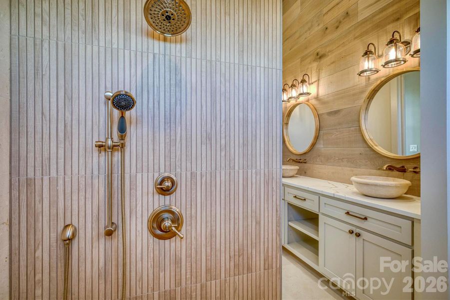 Close-up of interior finishes inside a home in , Lenoir (Image 9).