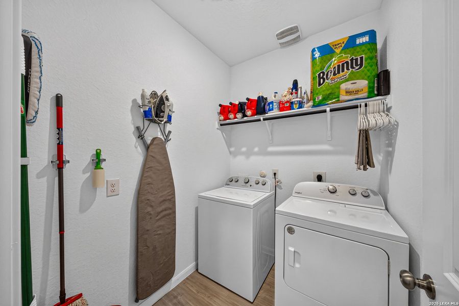 Furnished interior view inside a new home in Silos: Barrington Collection, San Antonio (Image 18).