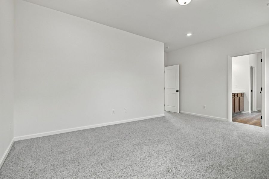 Spacious, unfurnished interior of a new home in Hampshire Hills, Columbia (Image 37). Spacious, unfurnished interior of a new home in Hampshire Hills, Columbia (Image 37).