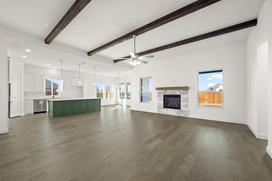 Spacious, unfurnished interior of a new home in Timberbrook, Justin (Image 18).