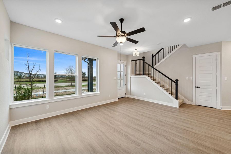 Spacious, unfurnished interior of a new home in , Katy (Image 14).
