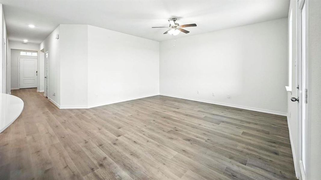 Spacious, unfurnished interior of a new home in Trailstone, Caddo Mills (Image 21).