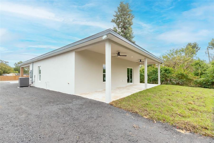 Exterior details and patio area of a home in , Sebring (Image 46).