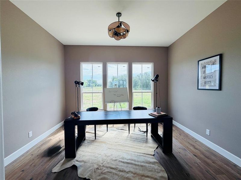 Furnished interior view inside a new home in Oak Water Ranch, Granbury (Image 5).