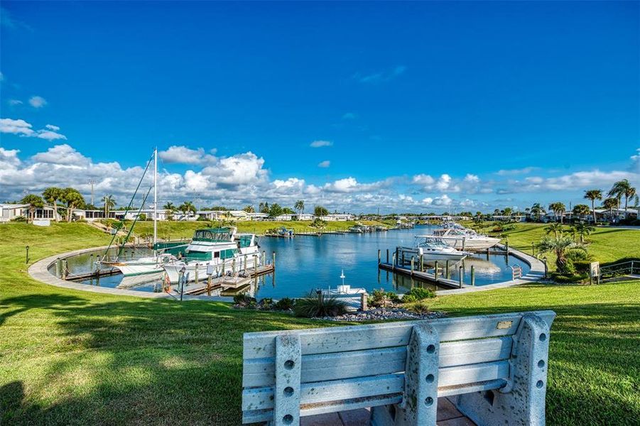 Community amenities in , Venice (Image 36).