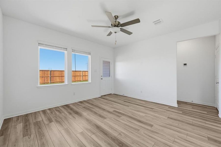 2783 Kyle Drive ~ Ready Now!