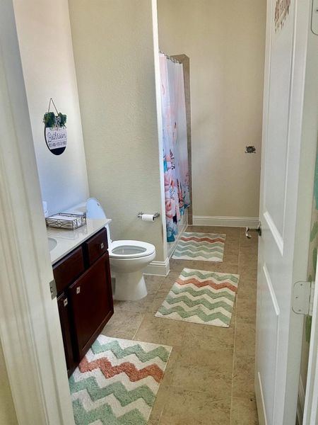 Furnished interior view inside a new home in , Katy (Image 18).