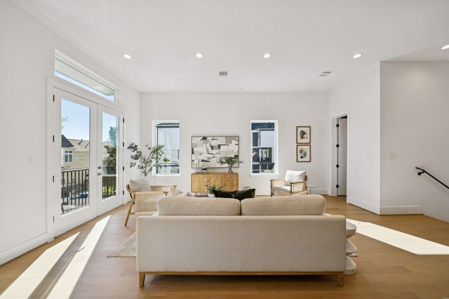 Furnished interior view inside a new home in West 21st Residences, Houston (Image 26).