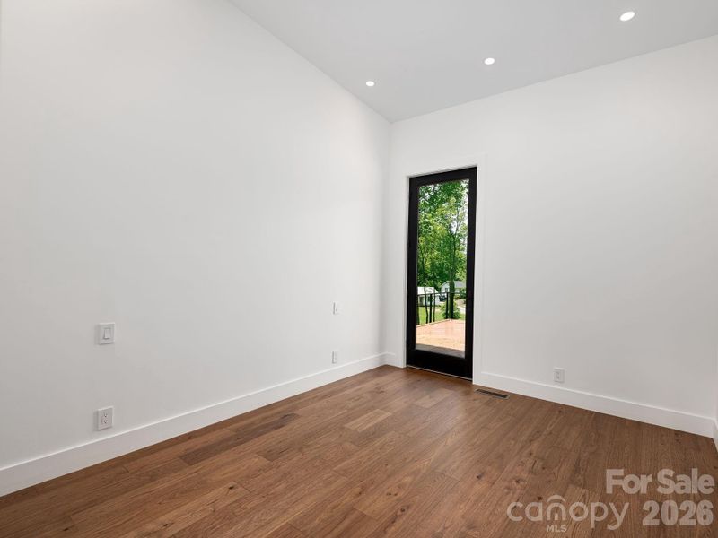 Spacious, unfurnished interior of a new home in , Mills River (Image 15).