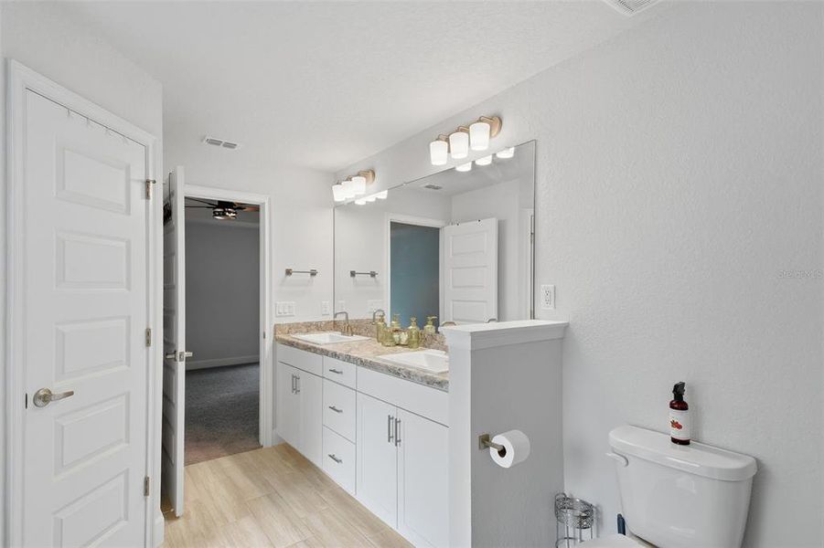 Furnished interior view inside a new home in Royal Highlands, Weeki Wachee (Image 40).